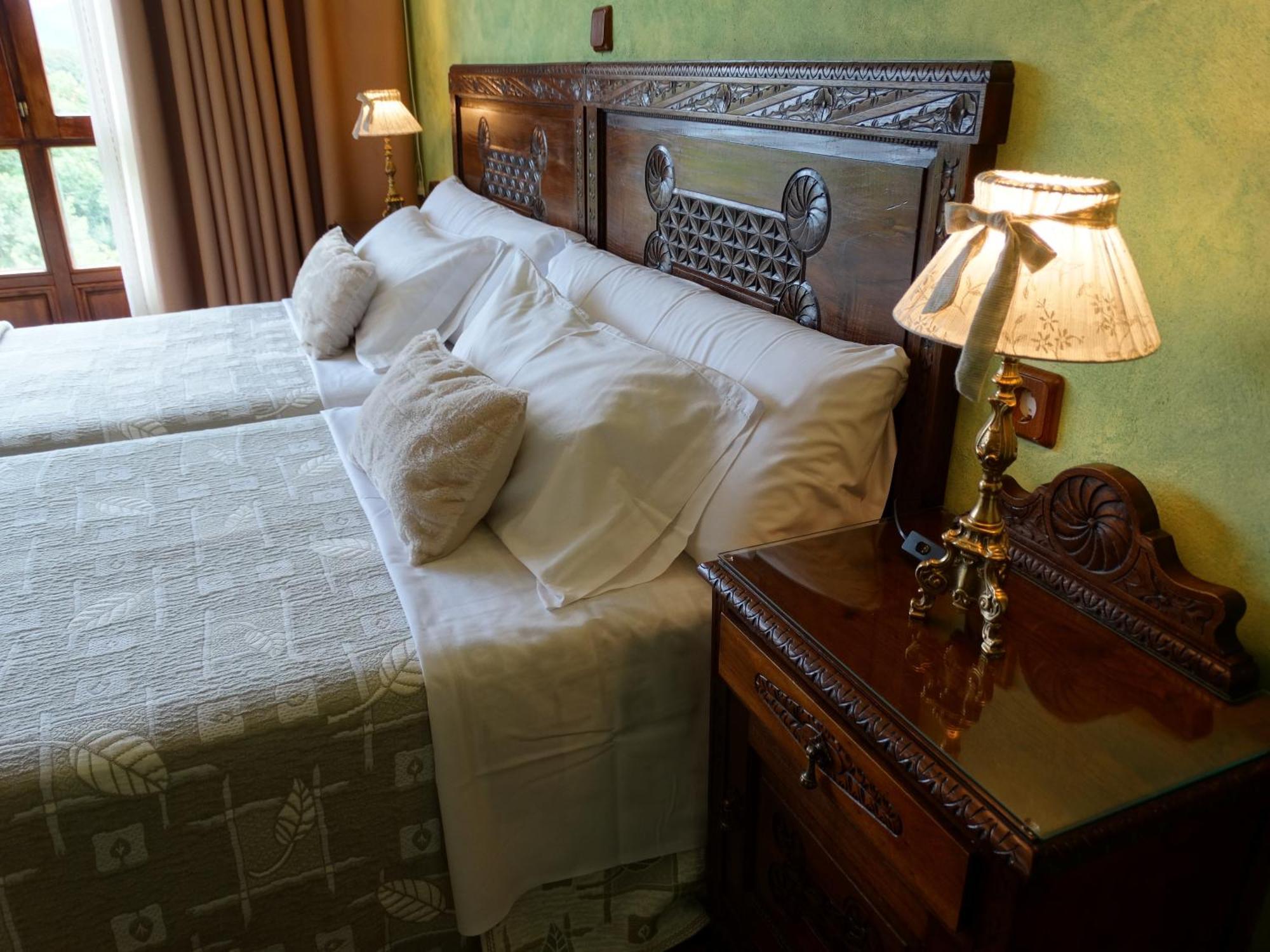 Hostal El Corral Del Acebo Nueva De Llanes Habitación foto